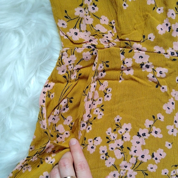 Miami Floral Mustard Romper - Picture 4 of 4